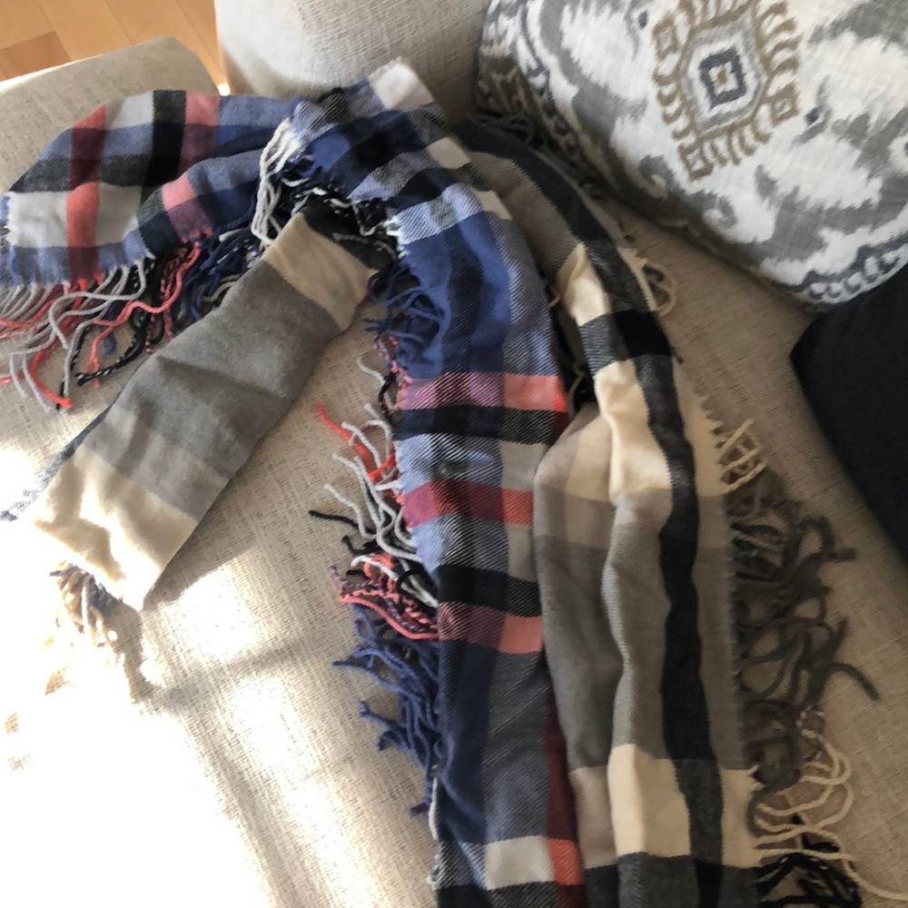 Scarf bundle - Picture 2 of 3